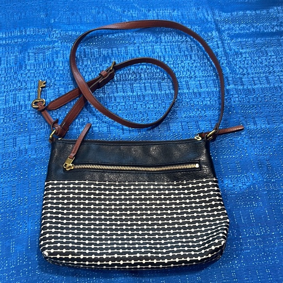 Fossil Bags Fossil Crossbody Purse Poshmark